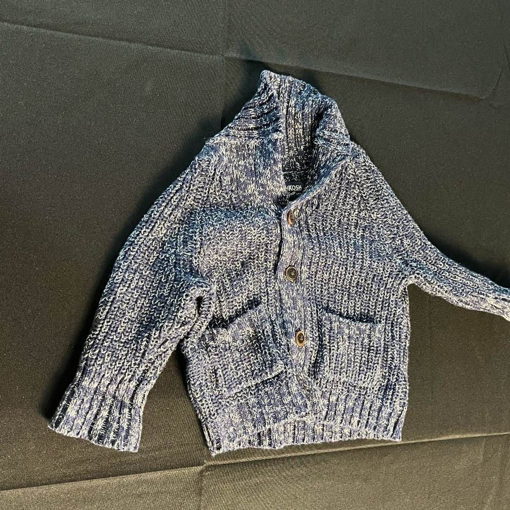 OshKosh knitted sweater 9M